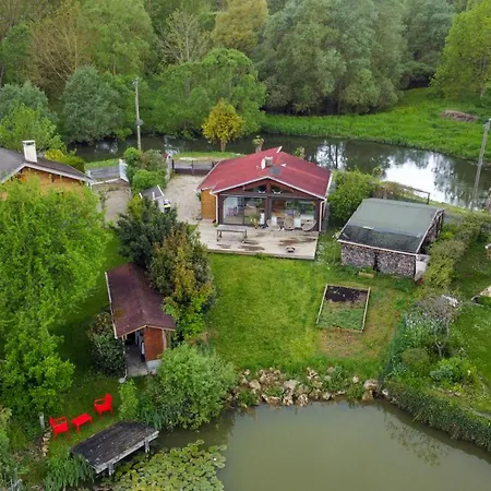 Сasa de vacaciones Kaebane 81, Avec Au Bord De L'eau *